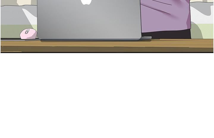 国军女大生第19话-在桌底下「刺激」一波♡