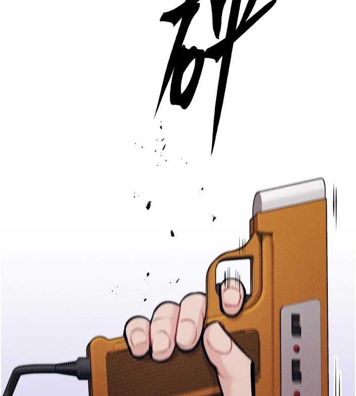 选手村:母猪调教第23話-偷看後輩跟教練打炮