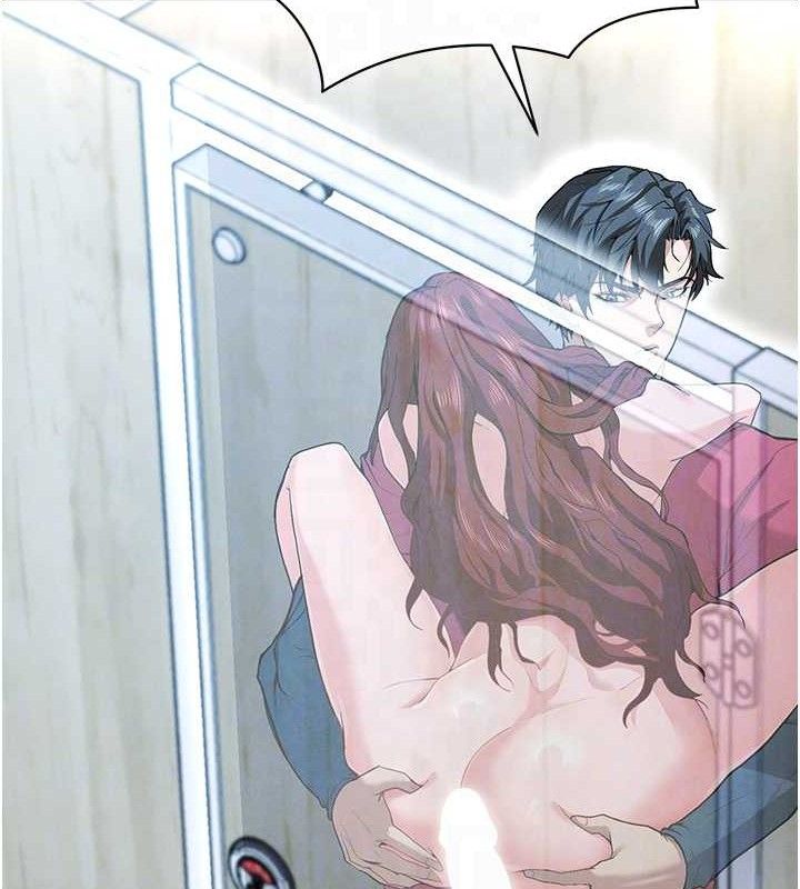 足球型男脱单指南第10话-厕所内练等