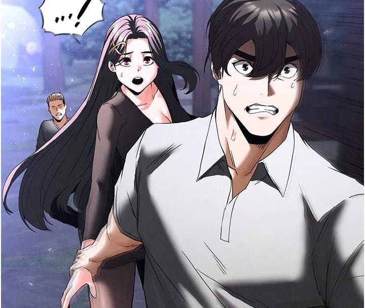 末日鵰堡第33話-被強扯絲襪的少女世熙