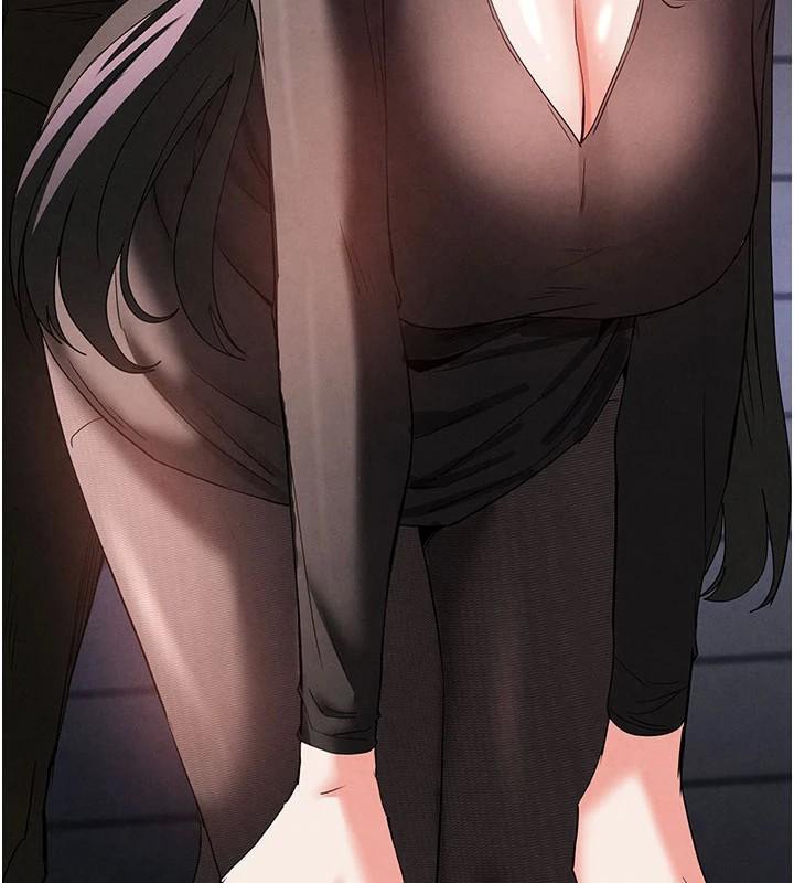 末日鵰堡第33話-被強扯絲襪的少女世熙