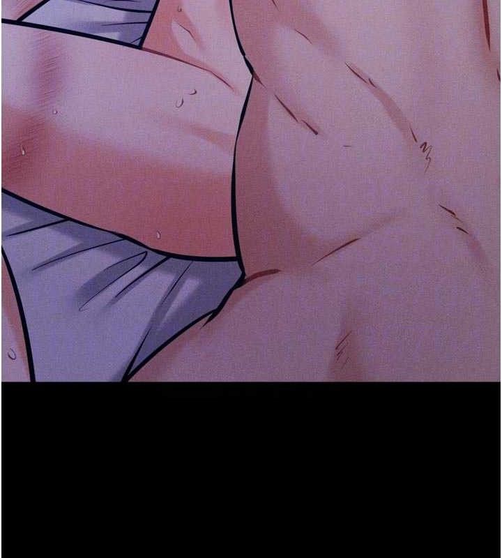 选手村:母猪调教第40話-同時插入兩個洞…