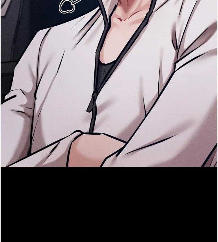 选手村:母猪调教第40話-同時插入兩個洞…