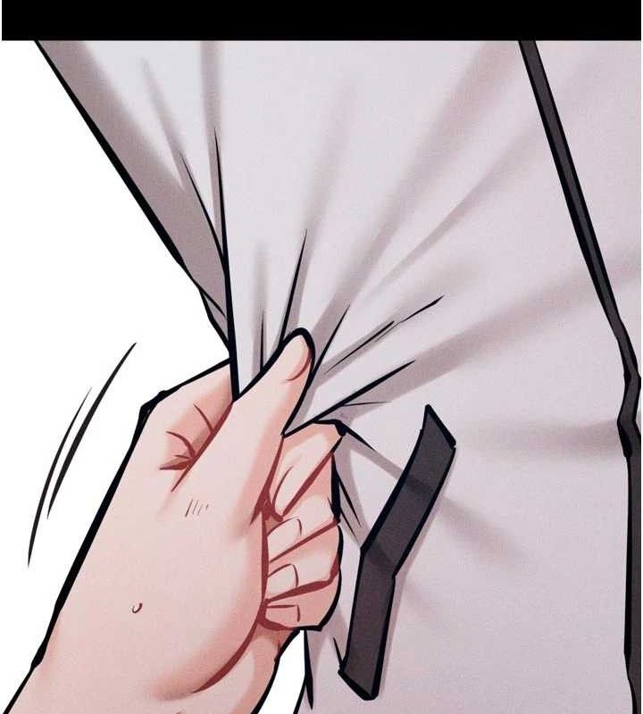 选手村:母猪调教第44話-把高傲的處女當作飛機杯