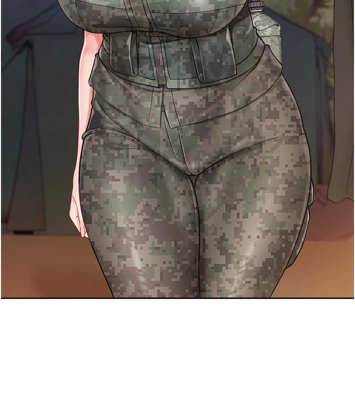 報告女班長:一根突起第29話-訓練中發情的女兵們