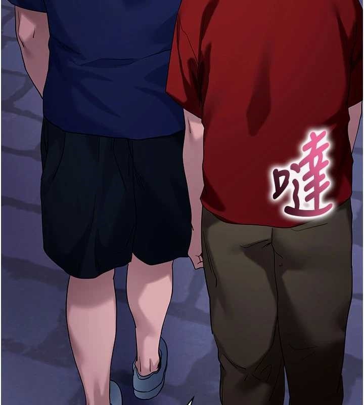 拜脱拜脱App第48話-在外人面前榨乾精液