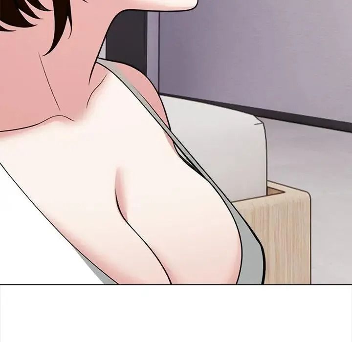 与爸爸的情妇共处一室第16話
